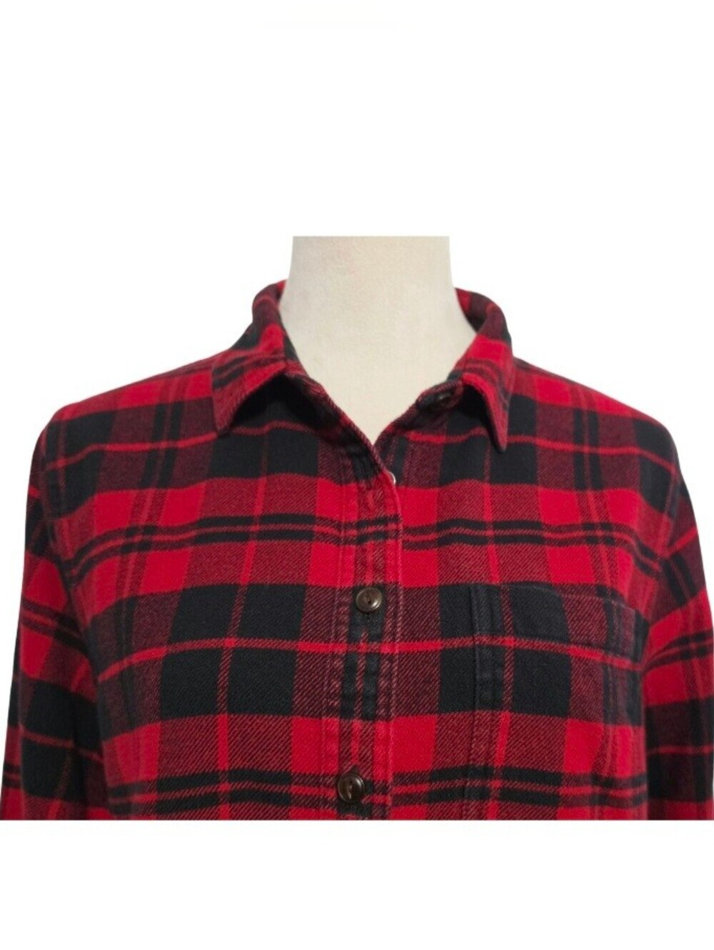 L.L.Bean Women’s M 100% Organic Cotton Flannel Shirt Red Black Plaid Button Up - Picture 4 of 15
